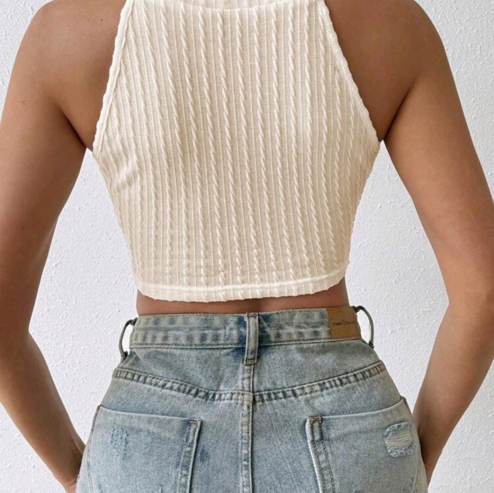 SHEIN Cream Crochet Hem Tank Top - Picture 2 of 3